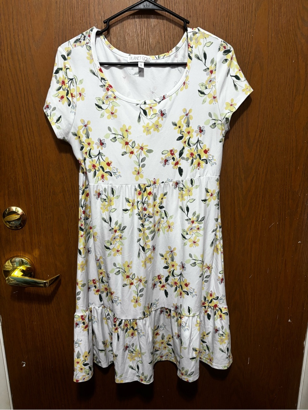 Planet Gold White Floral Ruffle Hem Dress